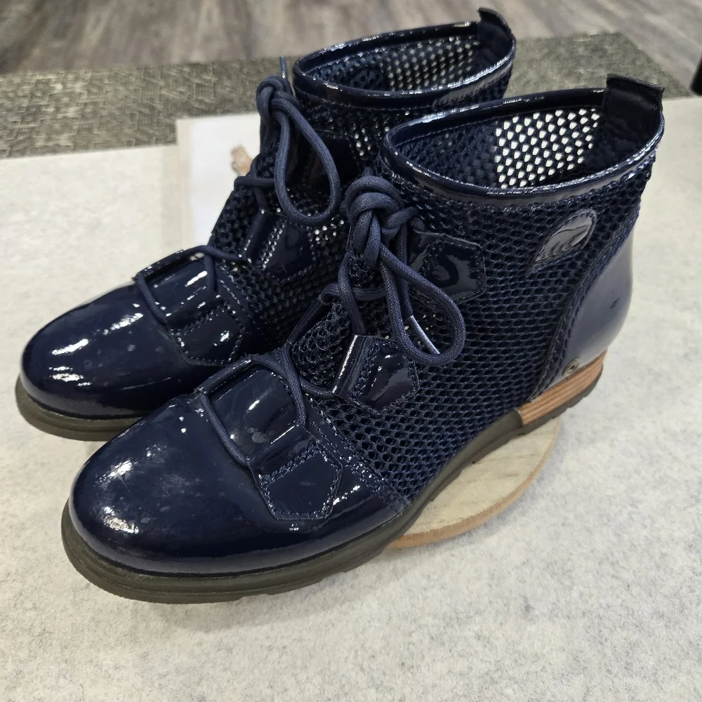 🐢 Sorel Major Lace Mesh Collegiate Navy Boots Size 8.5 Excellent Condition - Picture 11 of 15